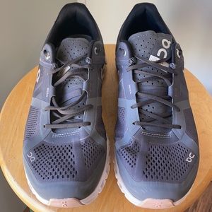 On Running shoes women’s size 8